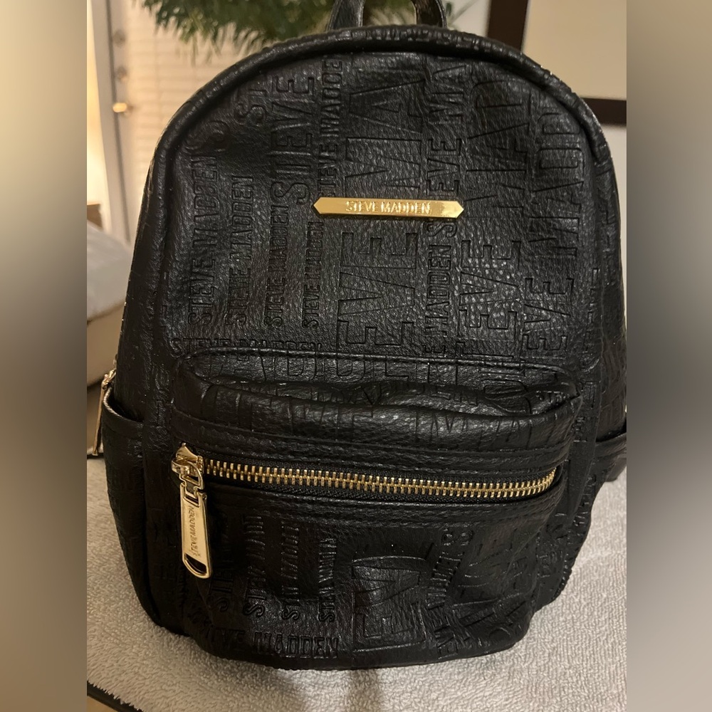 Steve Madden Textured Black Backpack